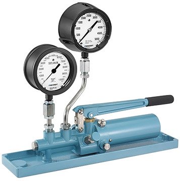 Pressure Gauge Comparator - 10,000 psi, ±0.25% Accuracy | Ashcroft 1327D